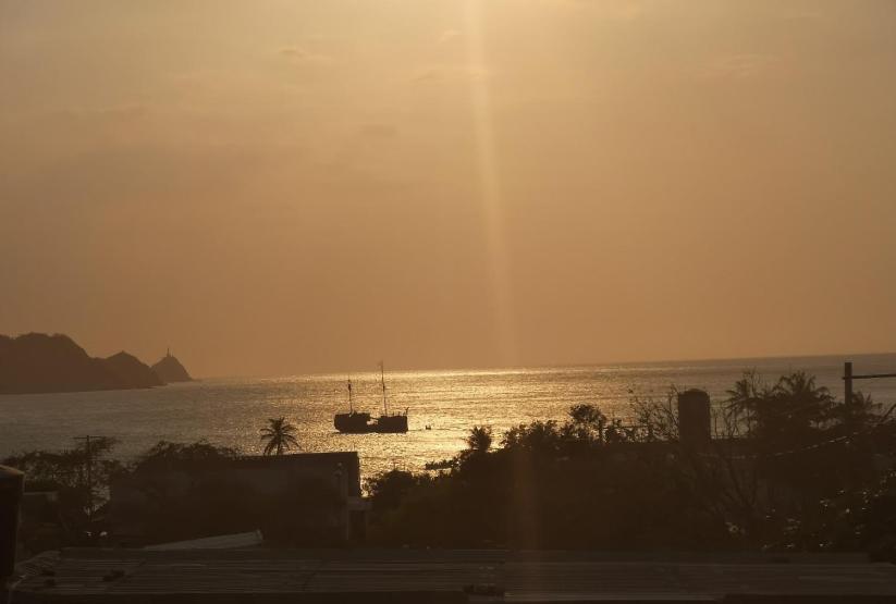 Hostal Taganga Sunset Exterior photo
